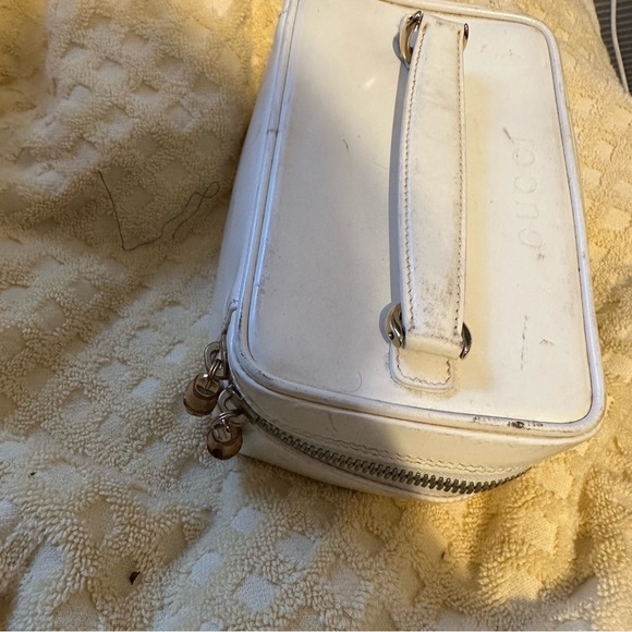 Authentic Gucci Small Vanity - Picture 5 of 6